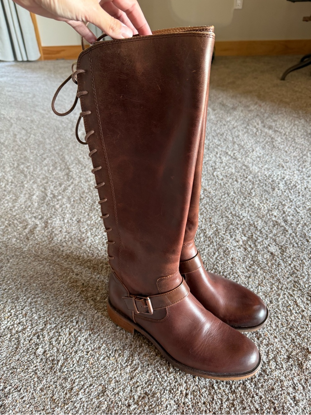 Sofft Women's Brown Leather Knee-High Lace up Boots size 8.5